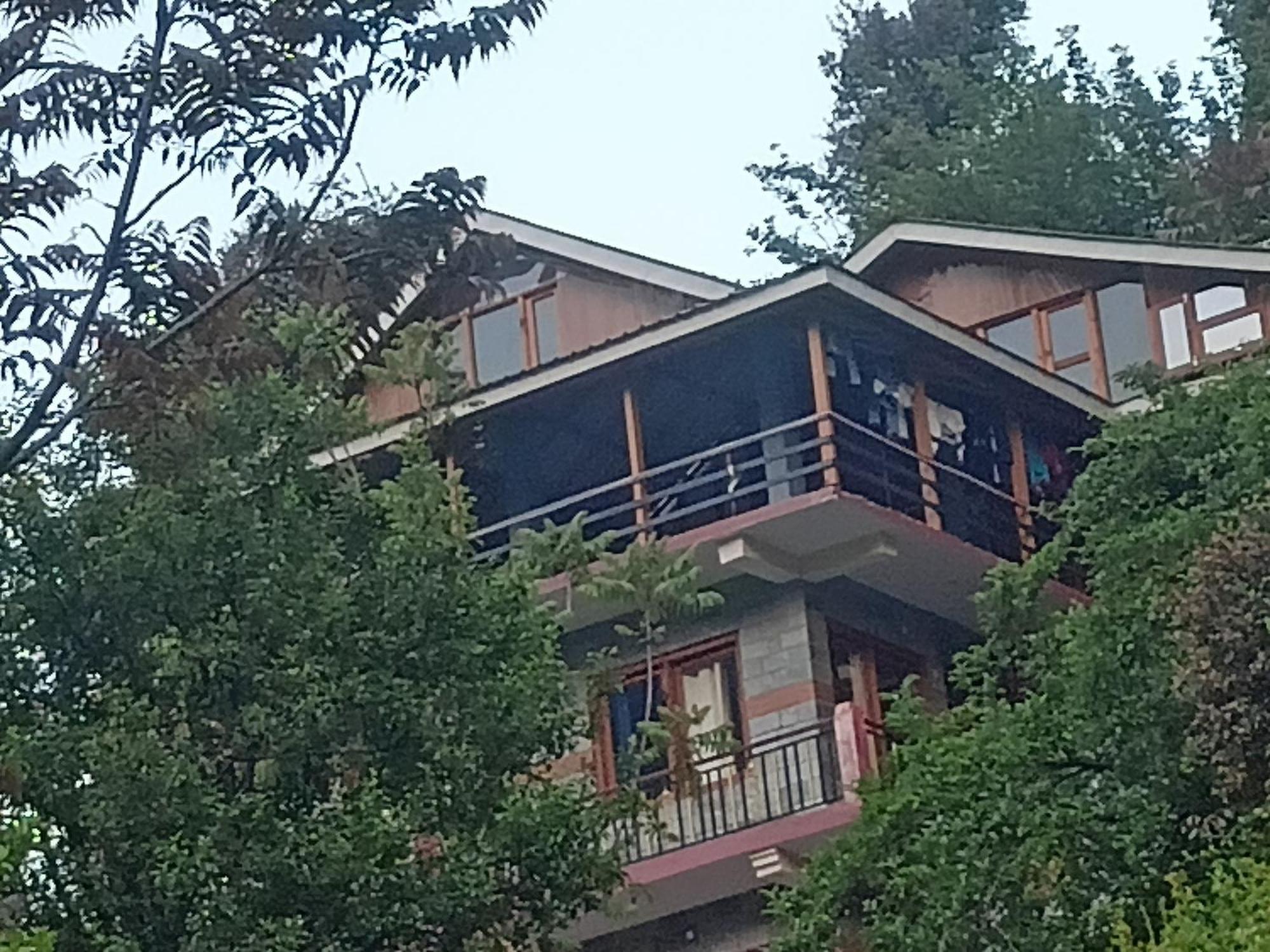 Tirthan Hilltop Home Stay Banjar Exterior photo